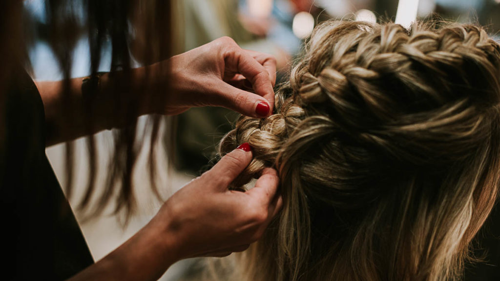 Reportage Mariage Annecy - Préparatifs de la mariée - Photographe Haute Savoie - EMKA Photographe